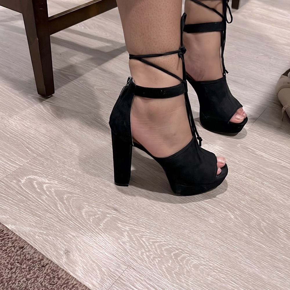Express heels - Picture 2 of 2